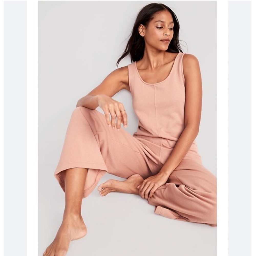 Old Navy Sleeveless Loose Marled Fleece Lounge Jumpsuit in a pink color small - Picture 2 of 6